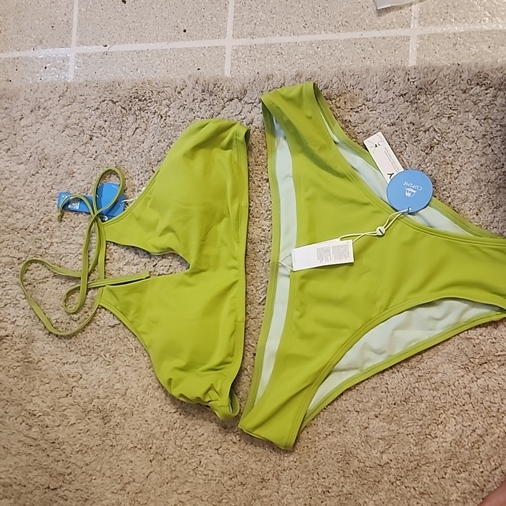 Womens swim